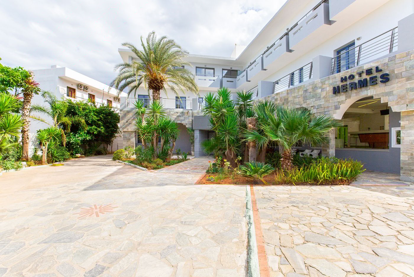 Hermes-Hotel-General-view-5