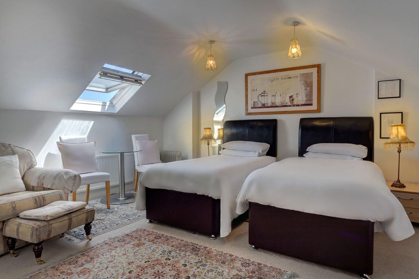 St--Aiden-s-Guesthouse-Room-6