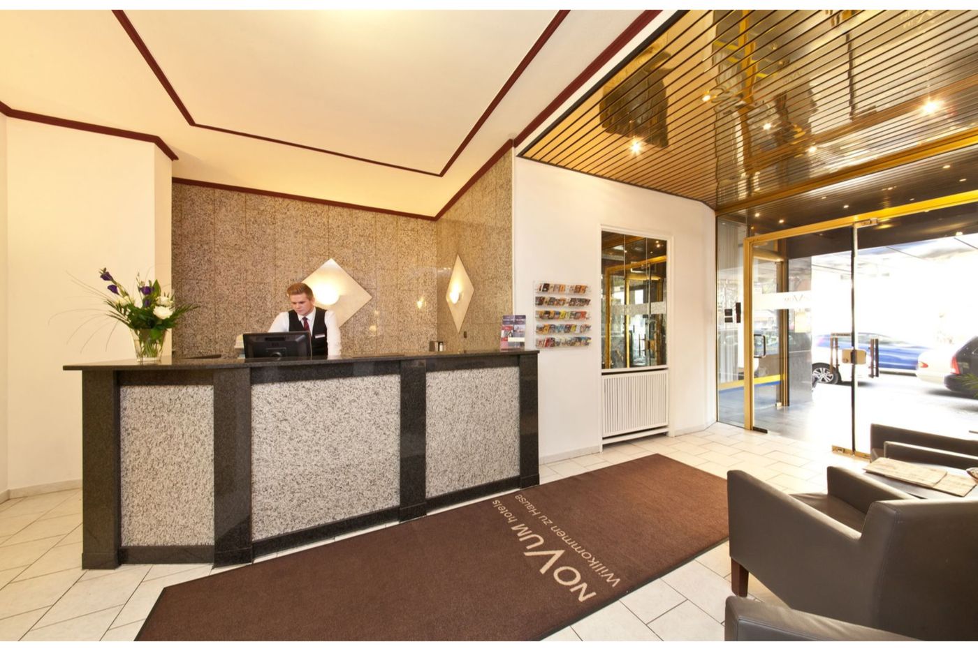 Novum Hotel Plaza - Germany - DÜSSELDORF - Lobby - 5