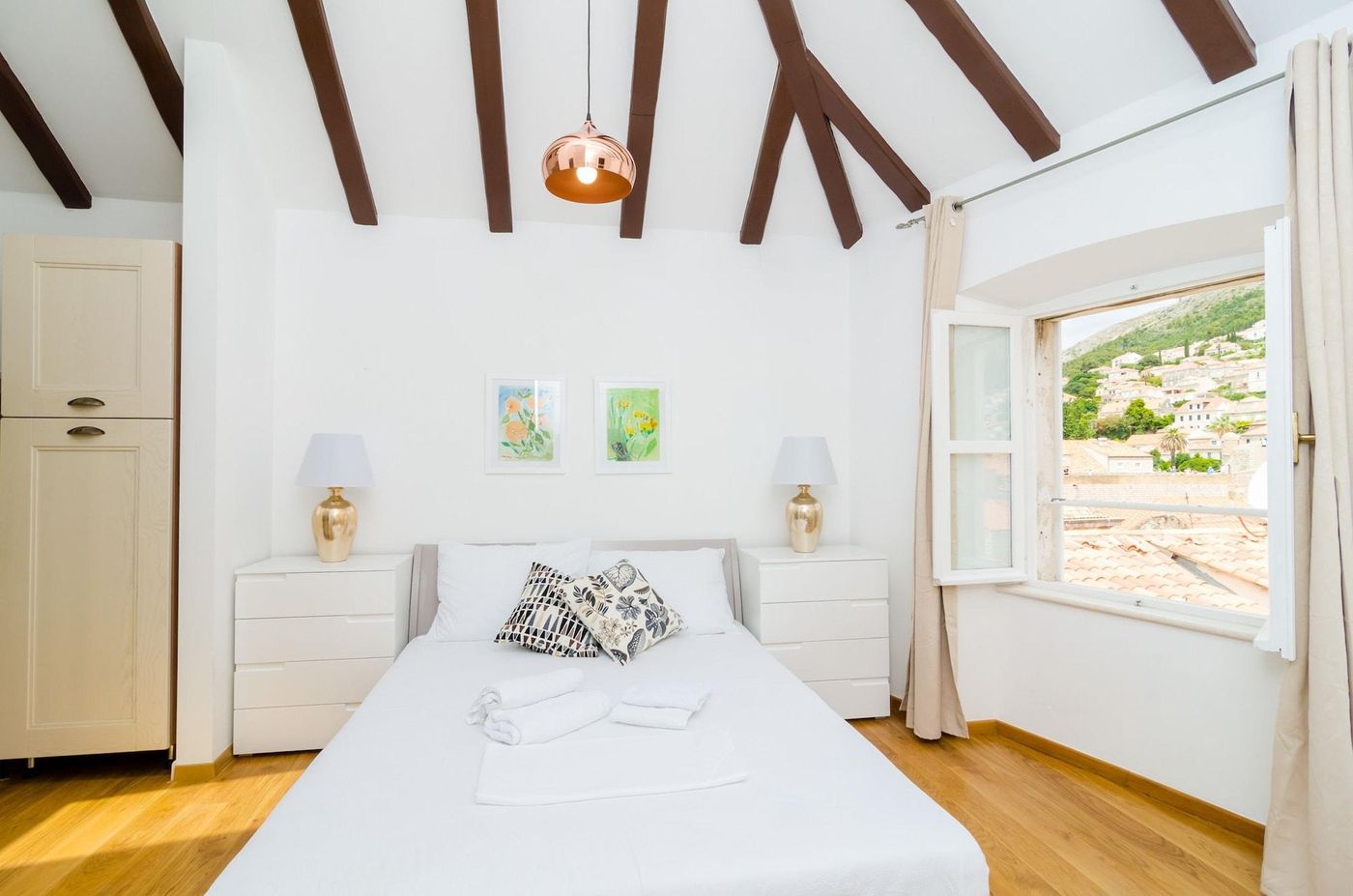 Cinema-View-House-Room-6