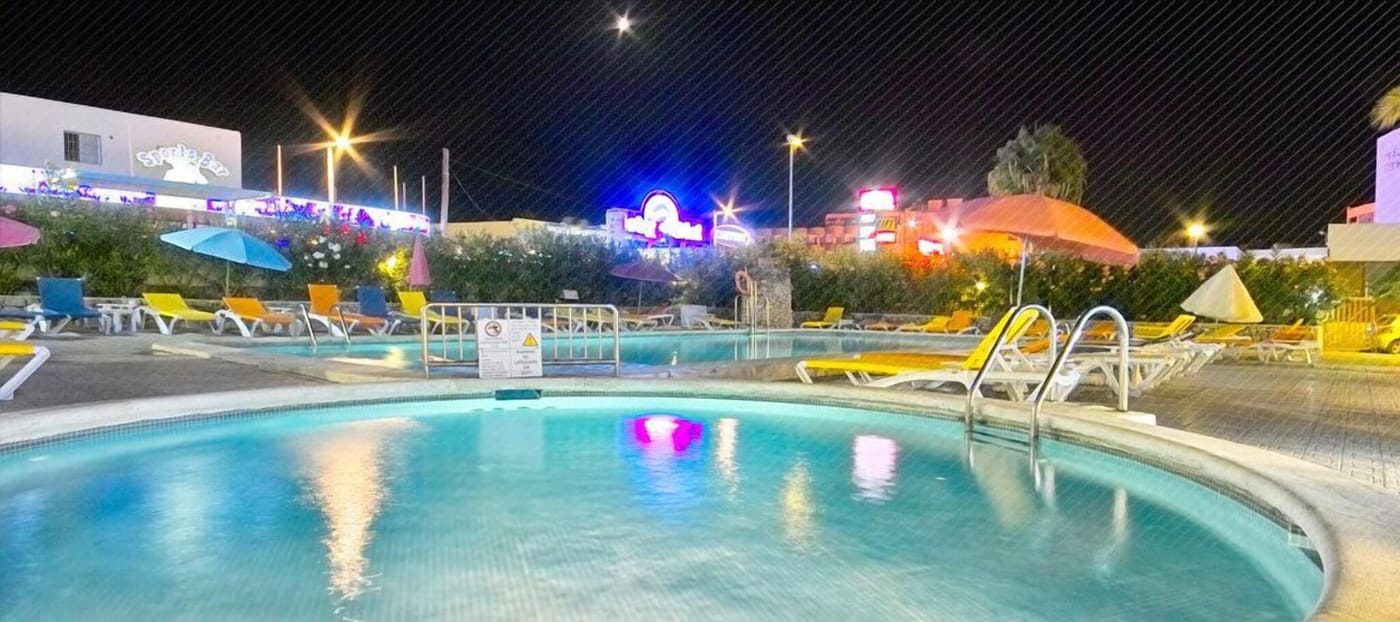 Bahia-de-San-Antonio-Pool-24