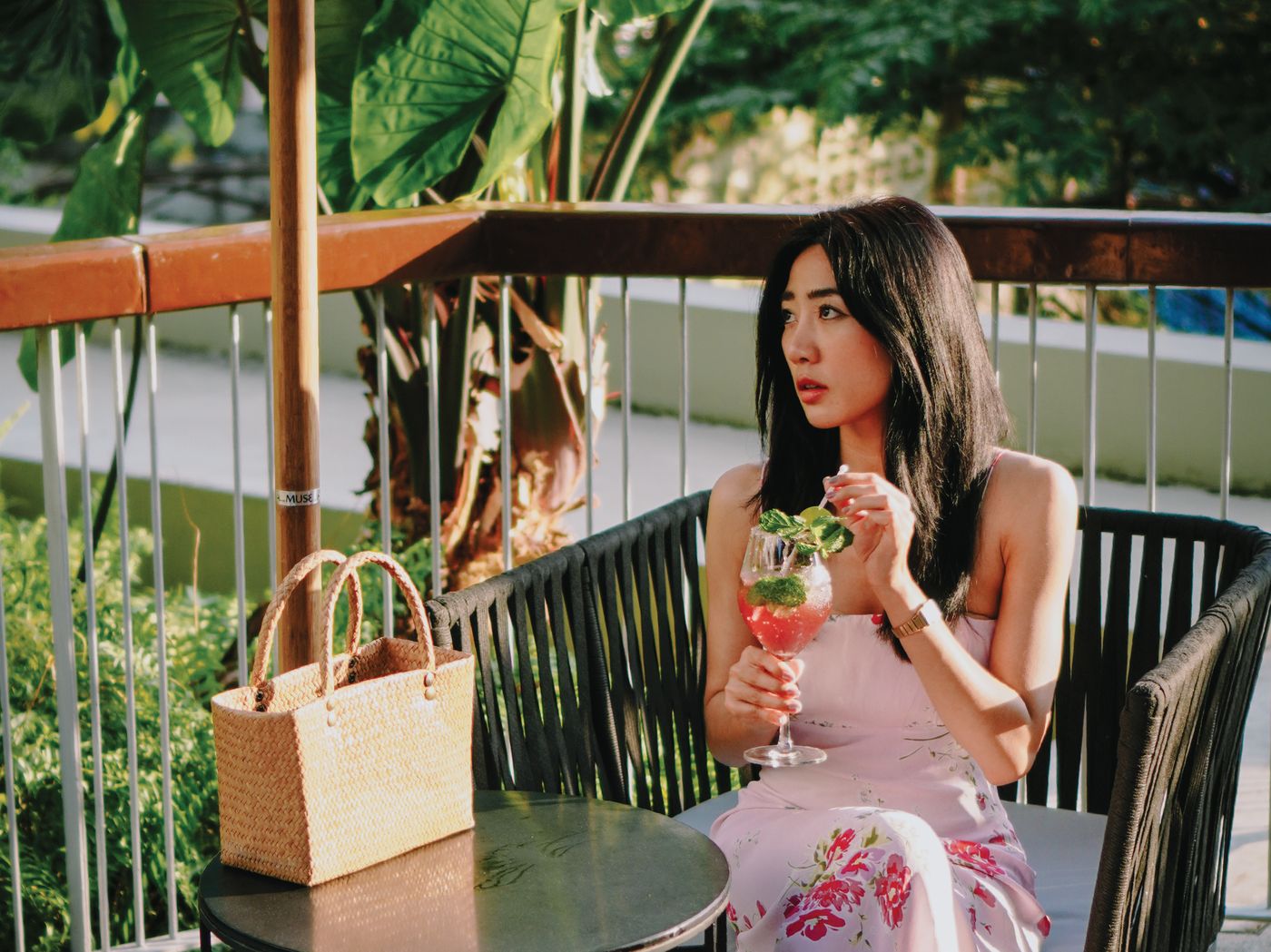 Andaman-Beach-Hotel-Phuket-Handwritten-Collection-Bar-18