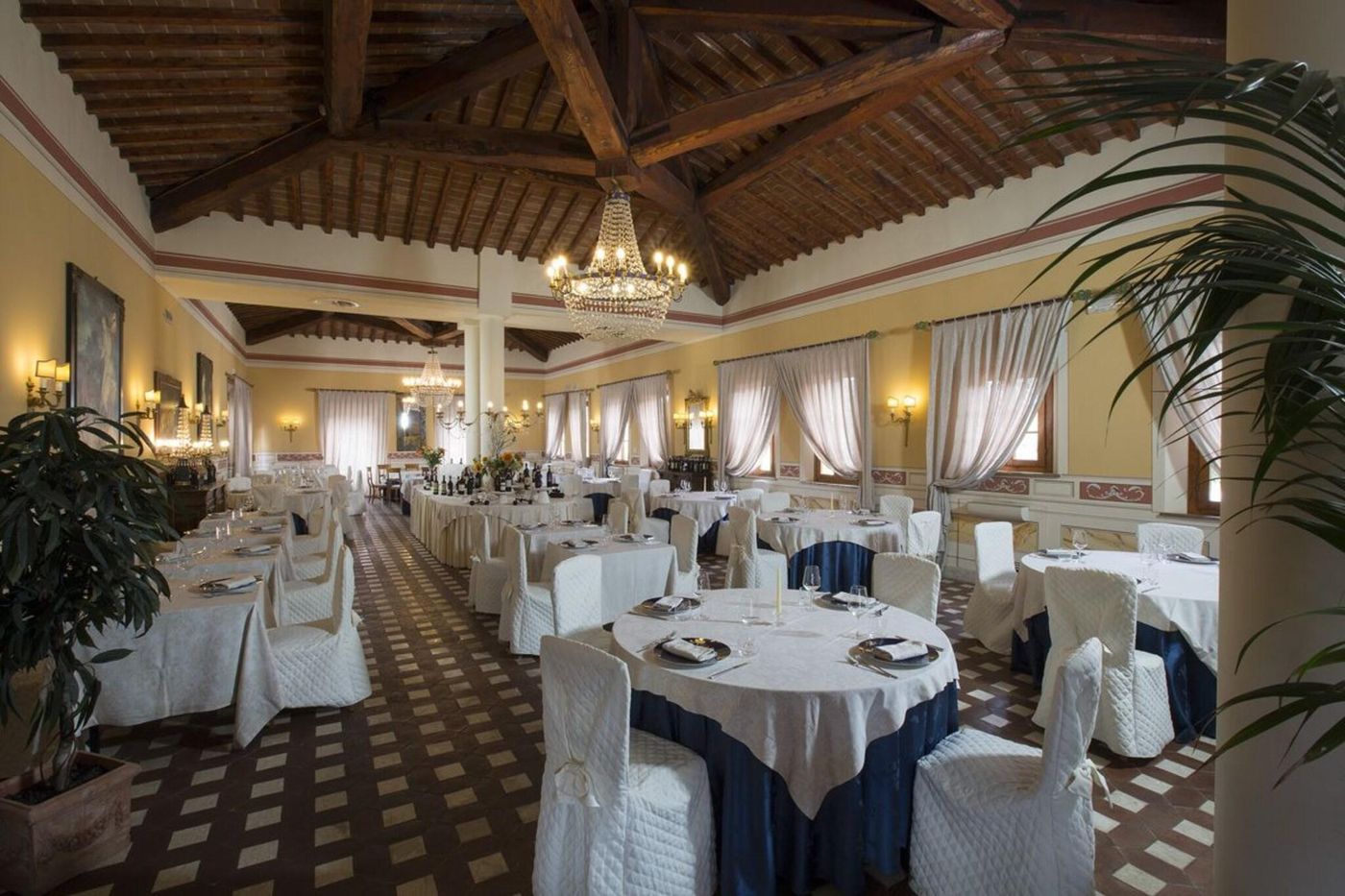 Il-Piccolo-Castello-Restaurant-13