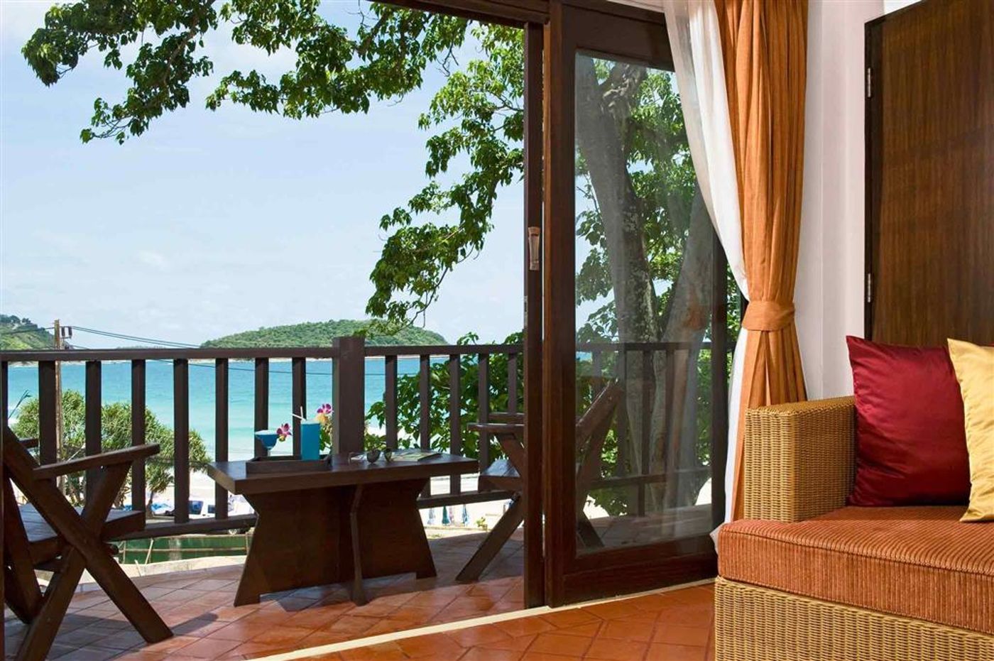 All-Seasons-Naiharn-Phuket-Room-26