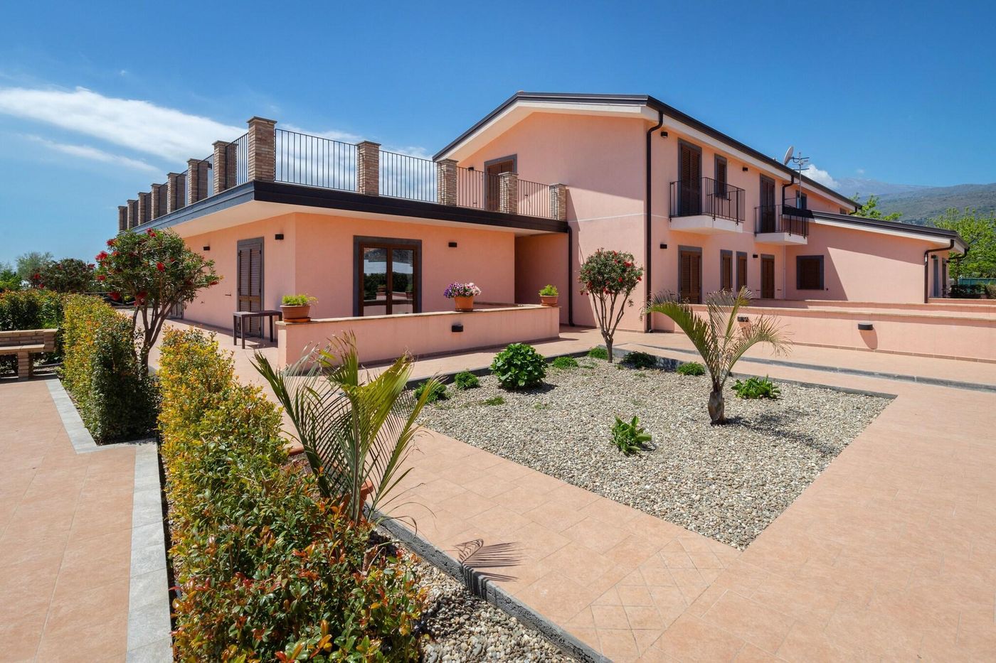 La-Terra-Dei-Sogni-Hotel---Farm-House-General-view-15