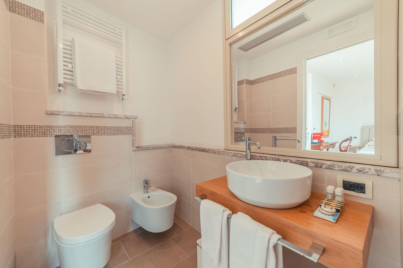 Villa-Paradiso-Room-37