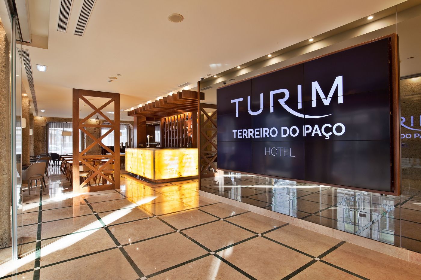 TURIM-Terreiro-do-Paco-Hotel-Bar-9