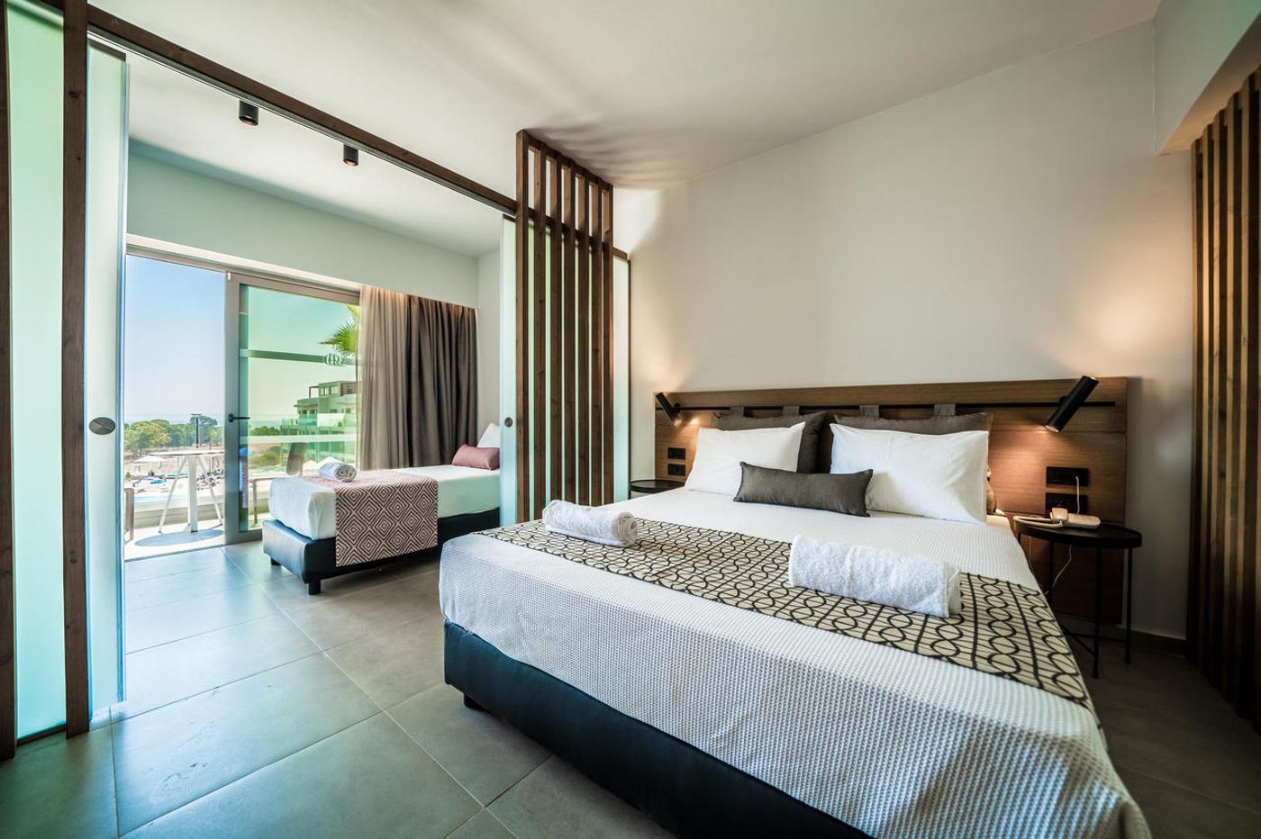 Harmony Crest Resort - Adults Only