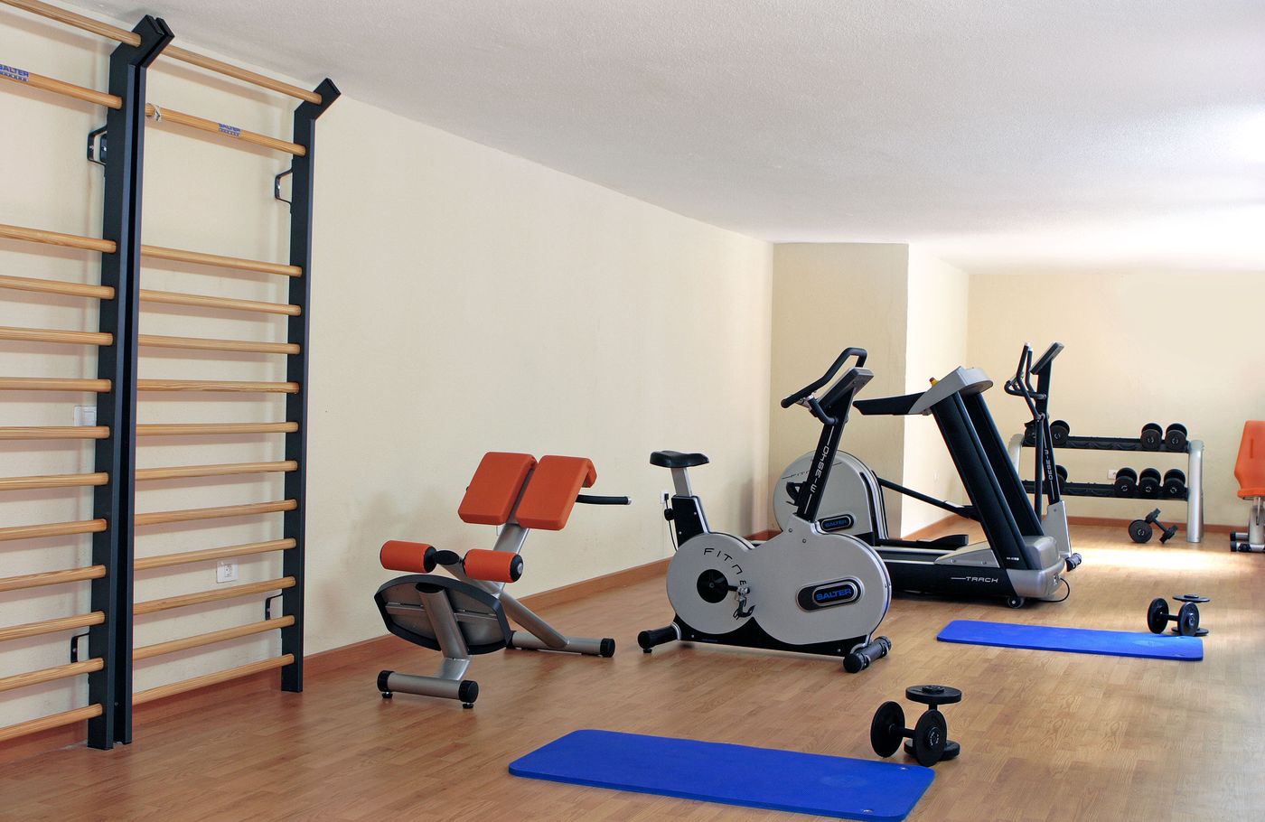 Caybeach-Caleta-Sports-and-Entertainment-21