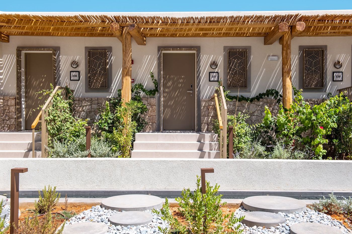 Mitsis-Rinela-Room-21