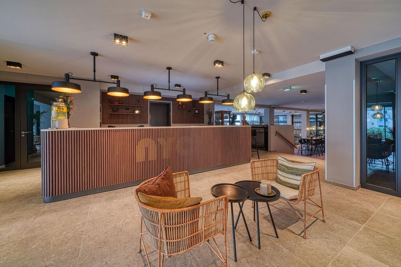 NYCE-Hotel-Bonn-Trademark-Collection-by-Wyndham-Lobby-5