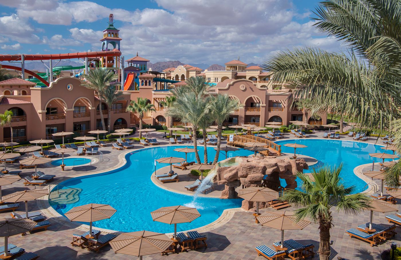 Charmillion Gardens Aqua Park