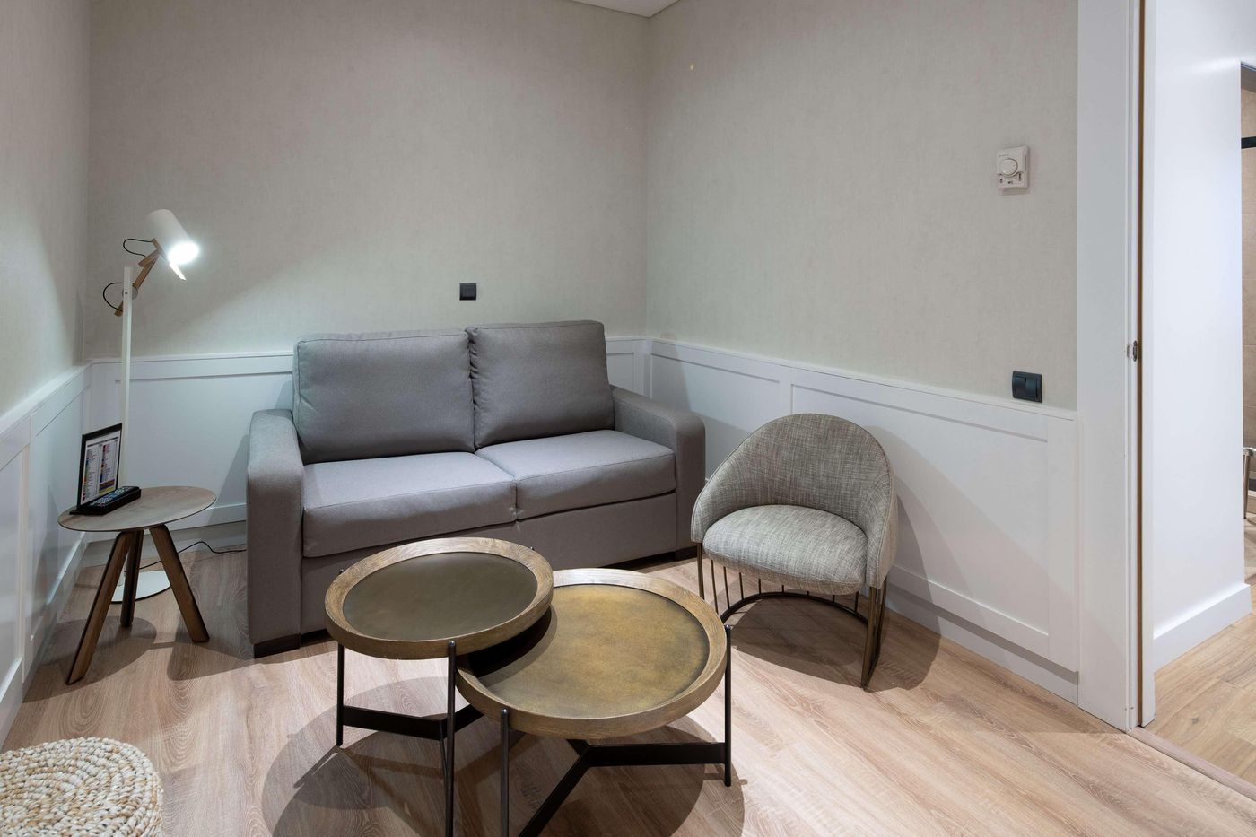 Catalonia-Puerta-del-Sol-Room-18