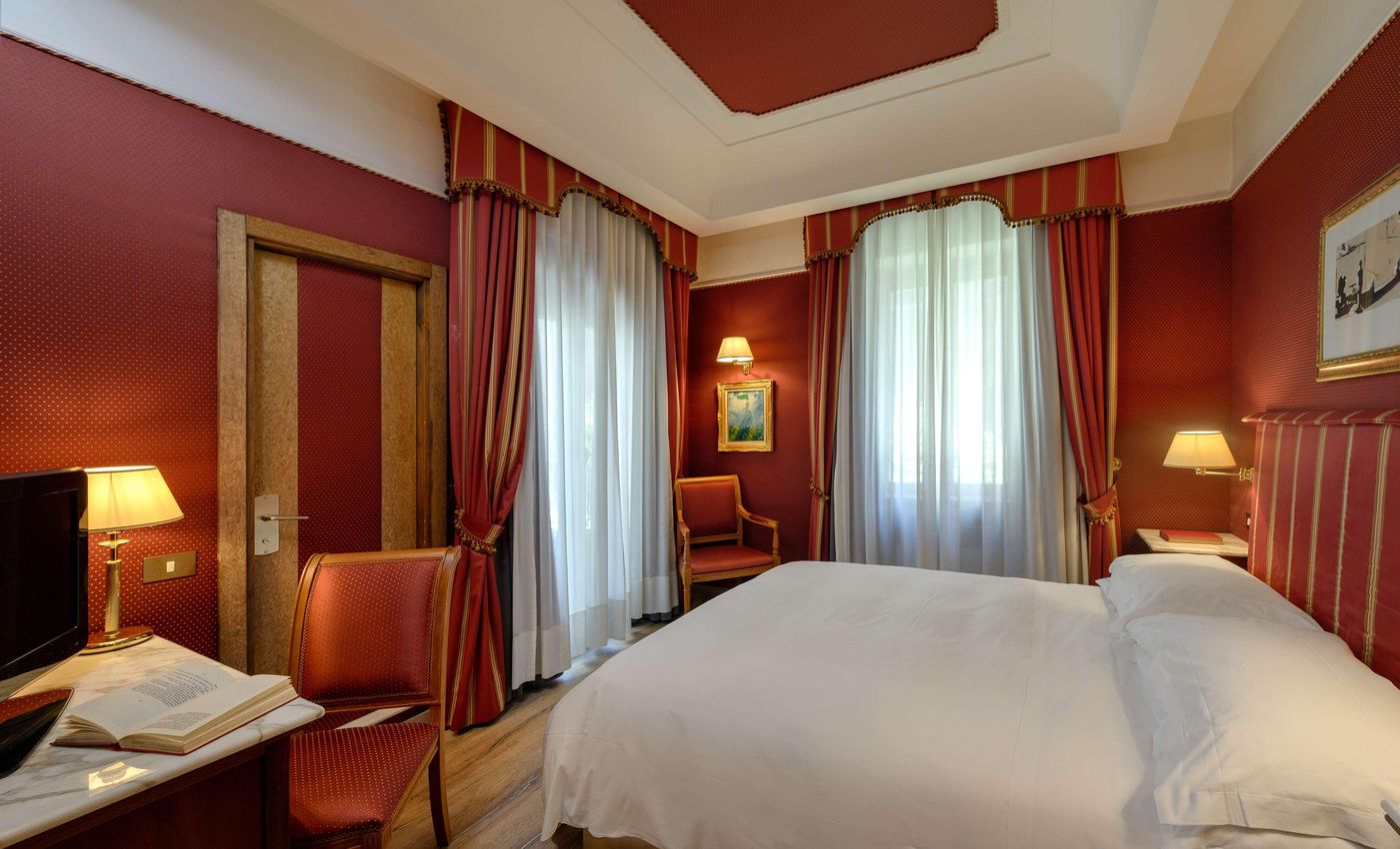 BEST-WESTERN-Hotel-Rivoli-Room-36