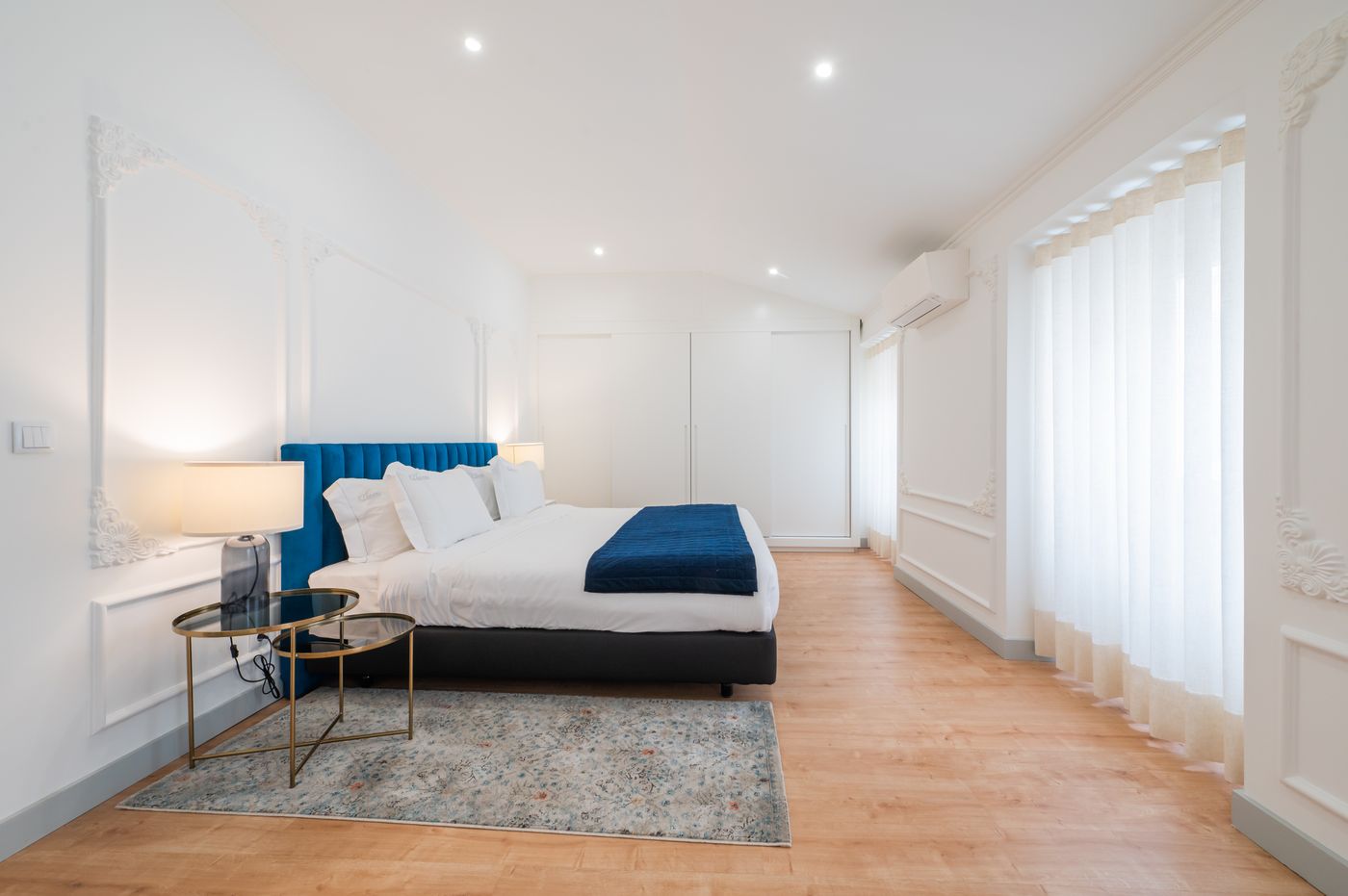 Via-Augusta-129-Room-19