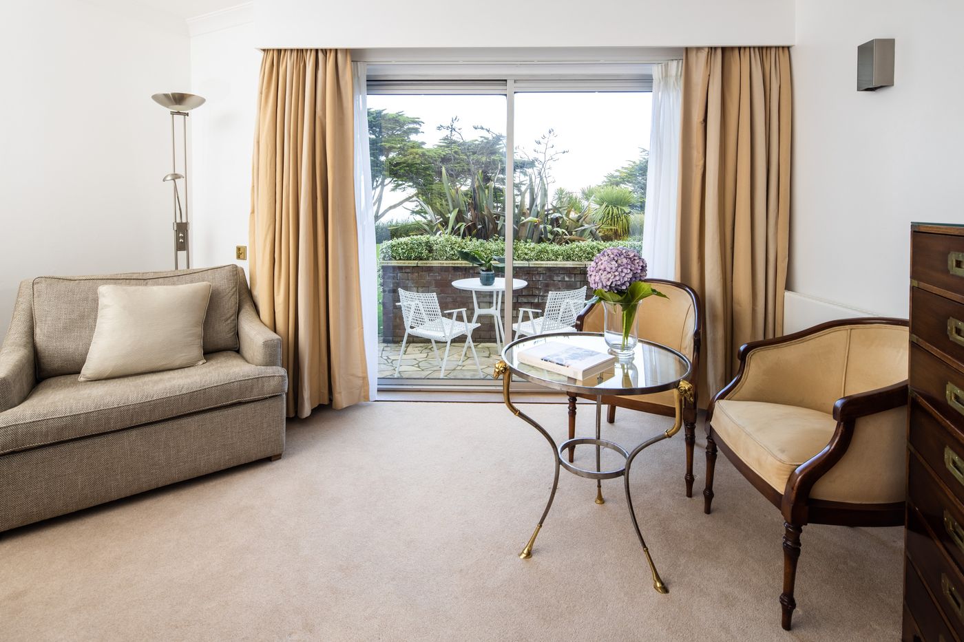 The-Atlantic-Hotel-Room-15