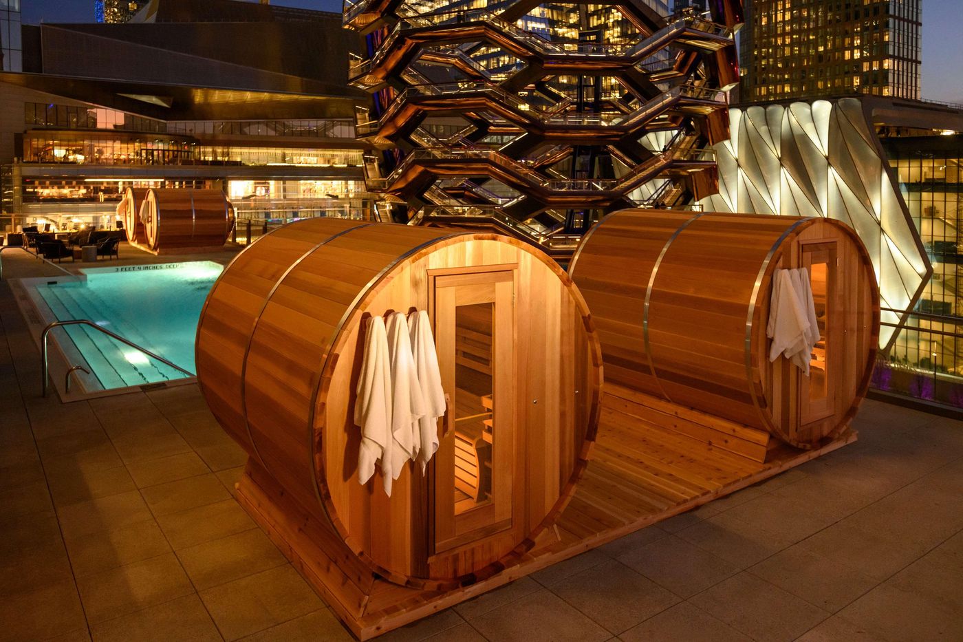 Equinox-Hotel-Hudson-Yards-New-York-Pool-1