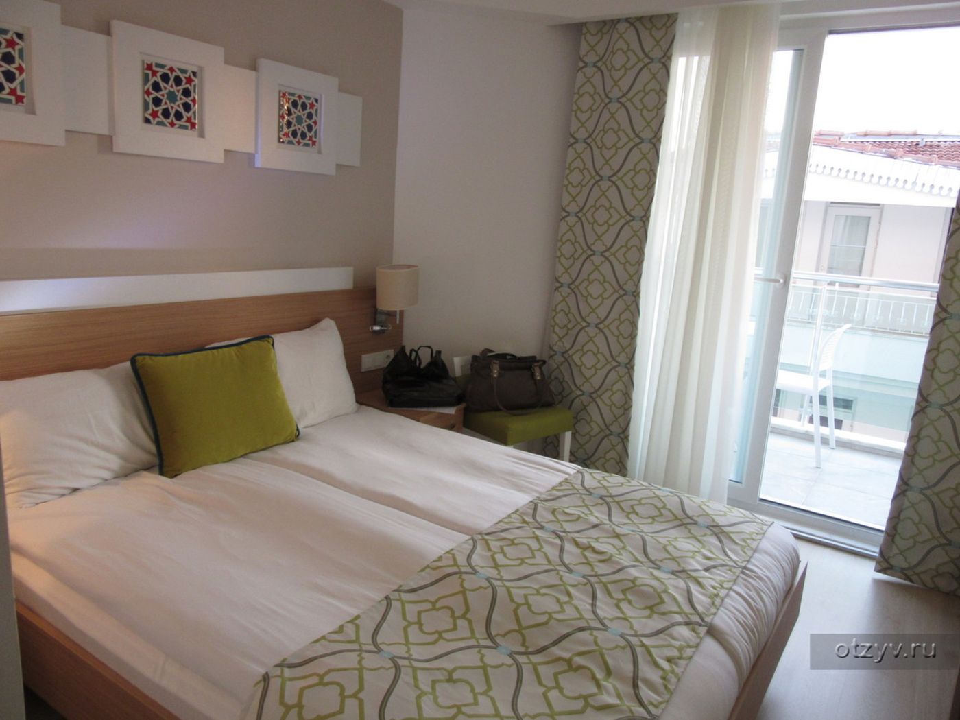Side-Su-Hotel-Room-25