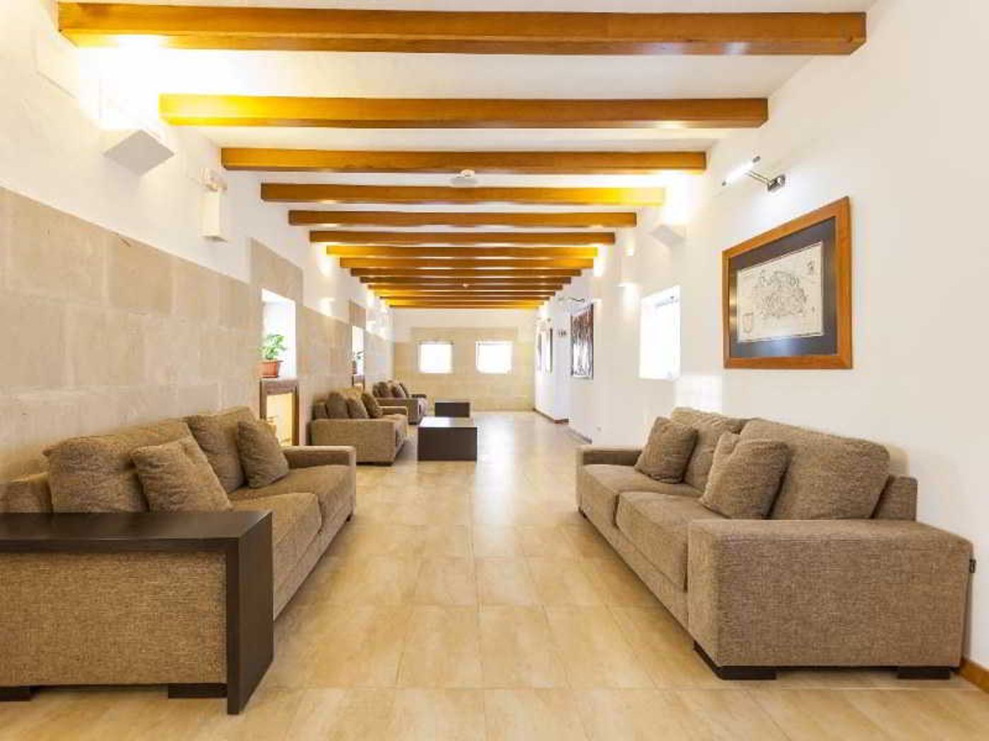 Sirenis-Hotel-Club-Siesta-Lobby-15