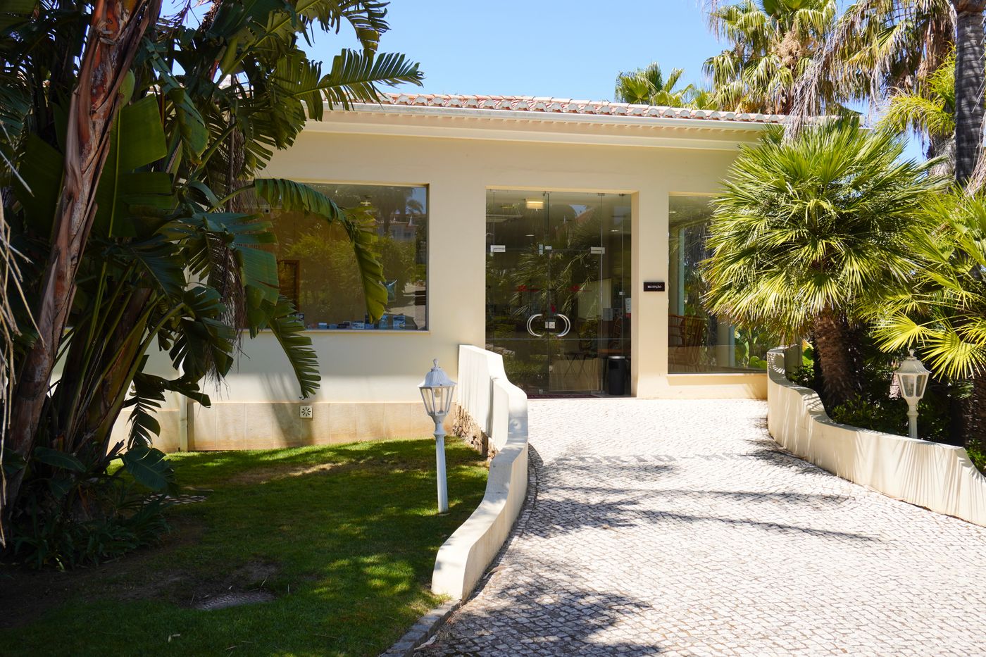 Clube-Porto-Mos-Lobby-17