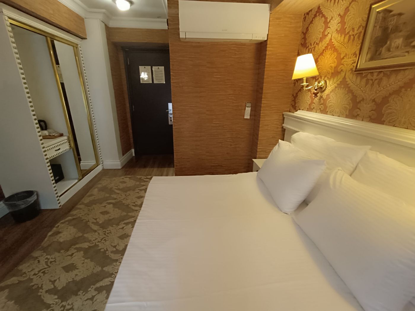 Golden-Horn-Sirkeci-Room-52