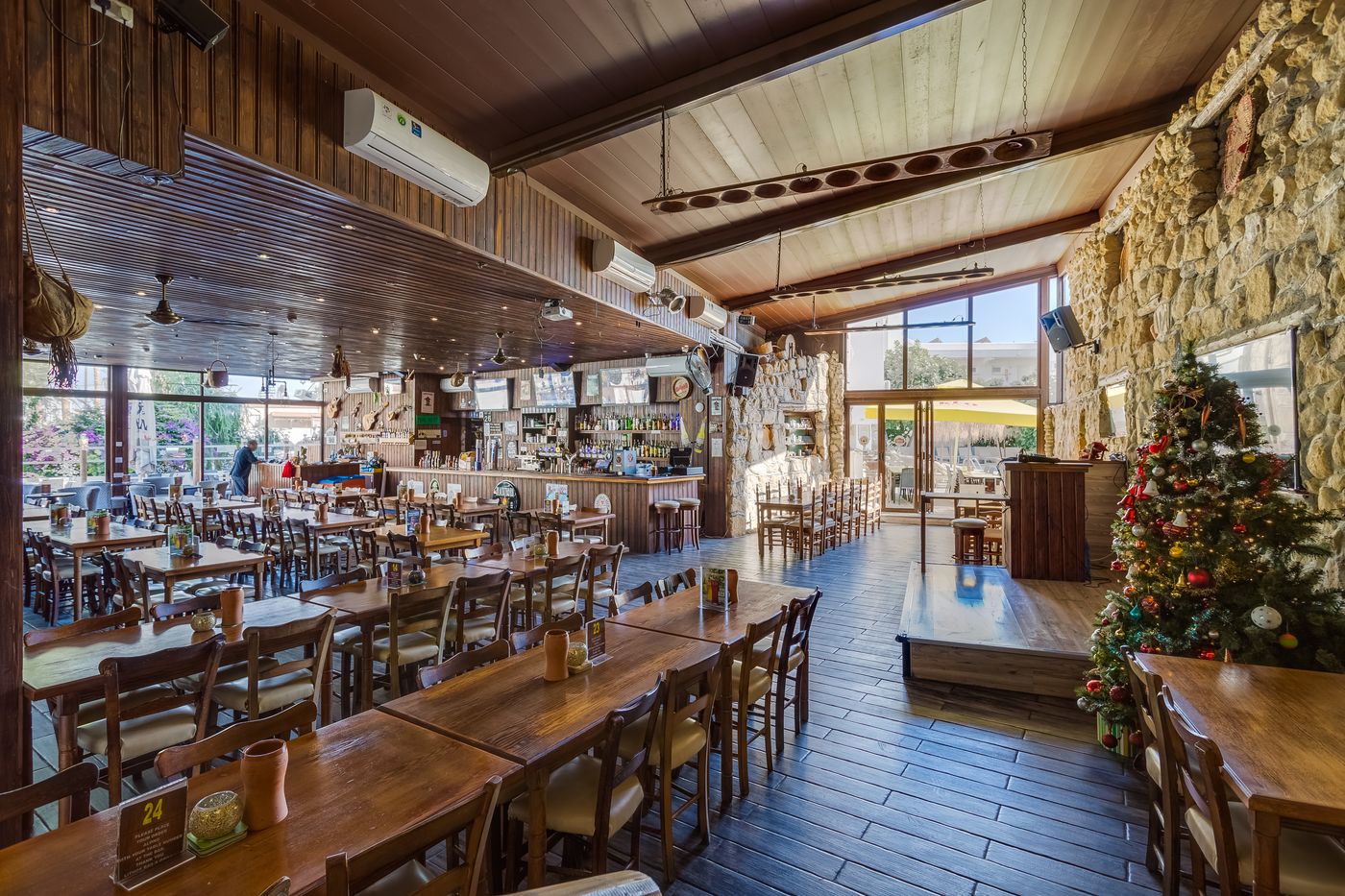 Antonis-G-Hotel-Restaurant-49