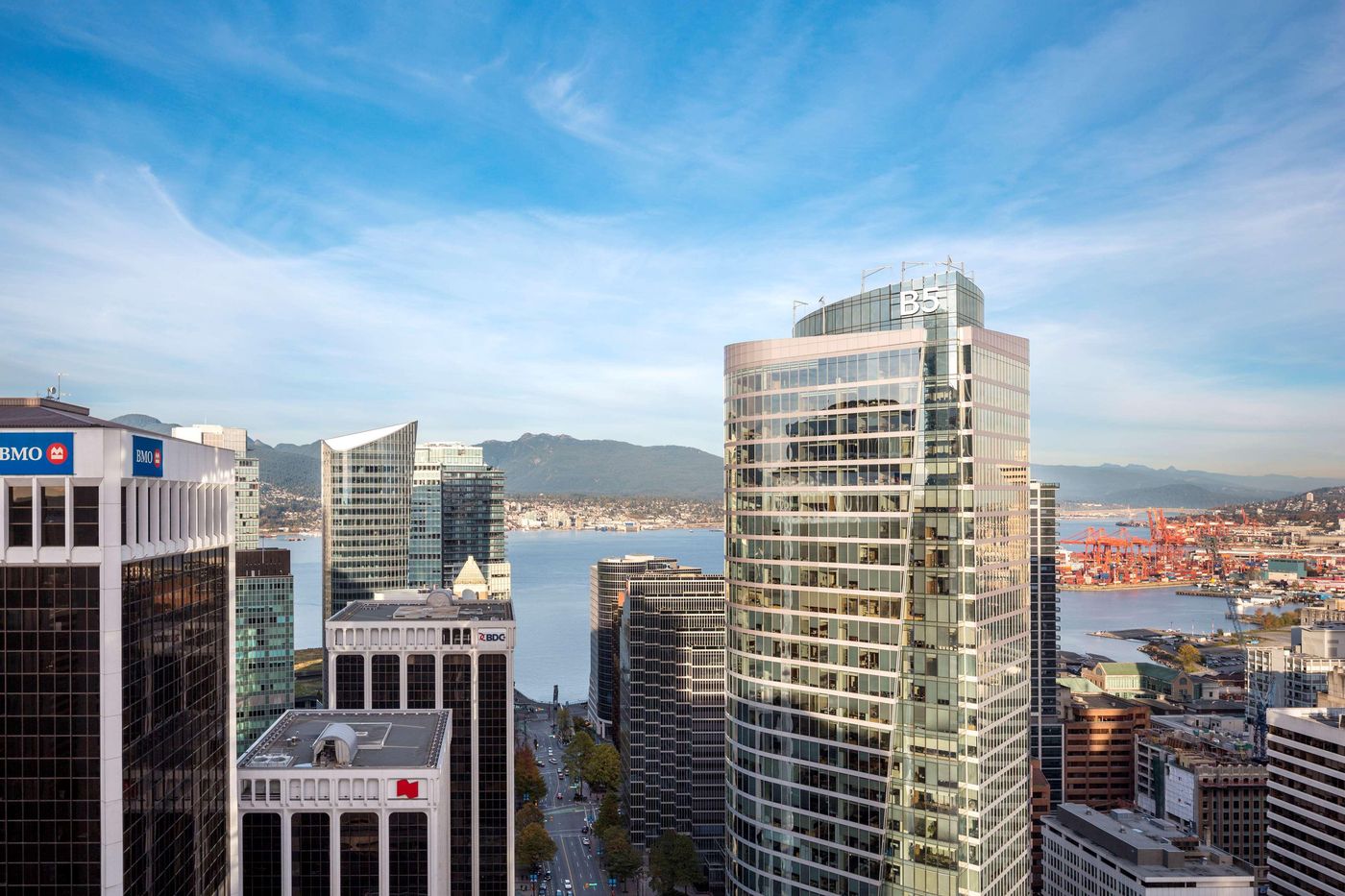 Hyatt-Regency-Vancouver-Room-1