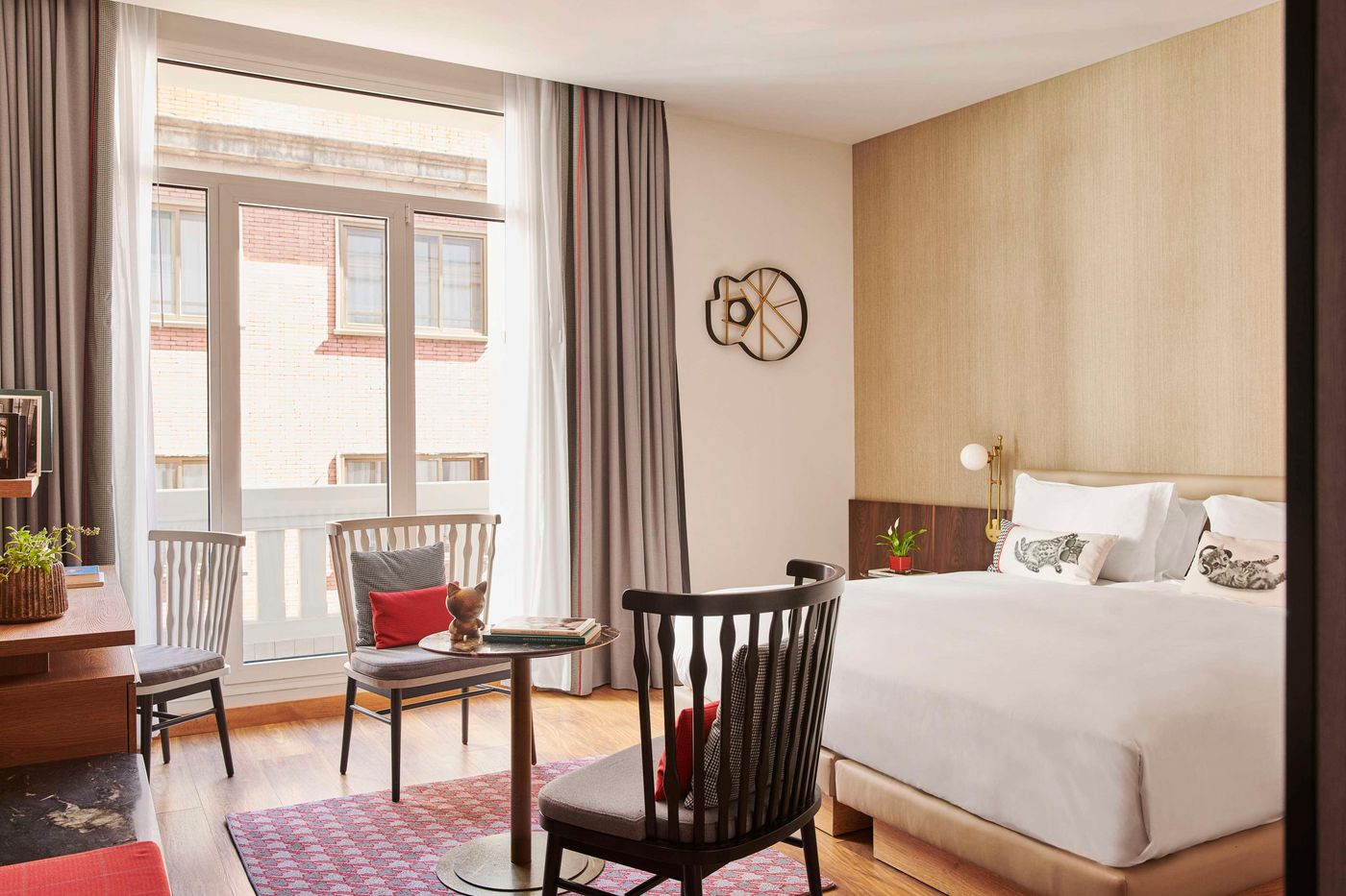 Hyatt-Centric-Gran-Via-Madrid-Room-46