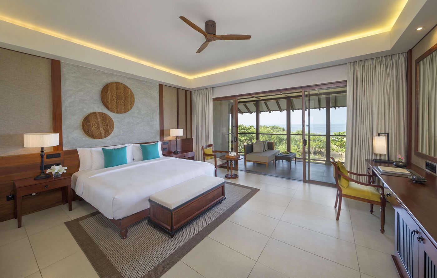 Anantara-Kalutara-Resort-Room-17