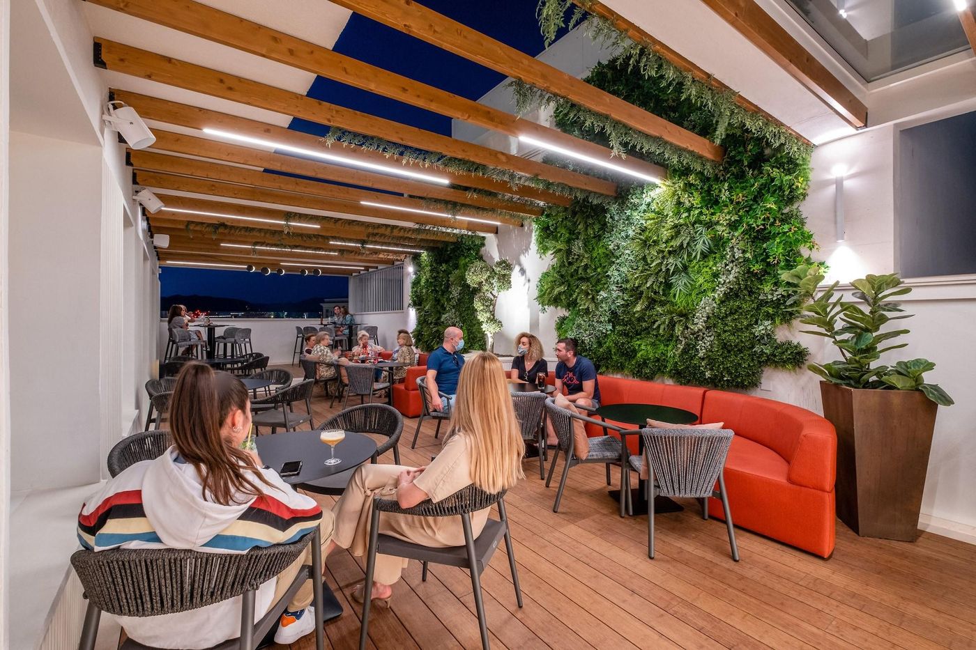 Soho-Boutique-Equitativa-Bar-49