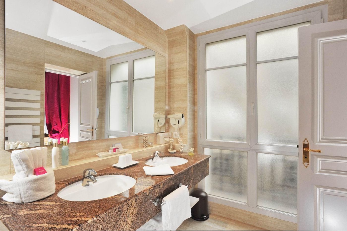 Hotel-Le-Littre-Room-45