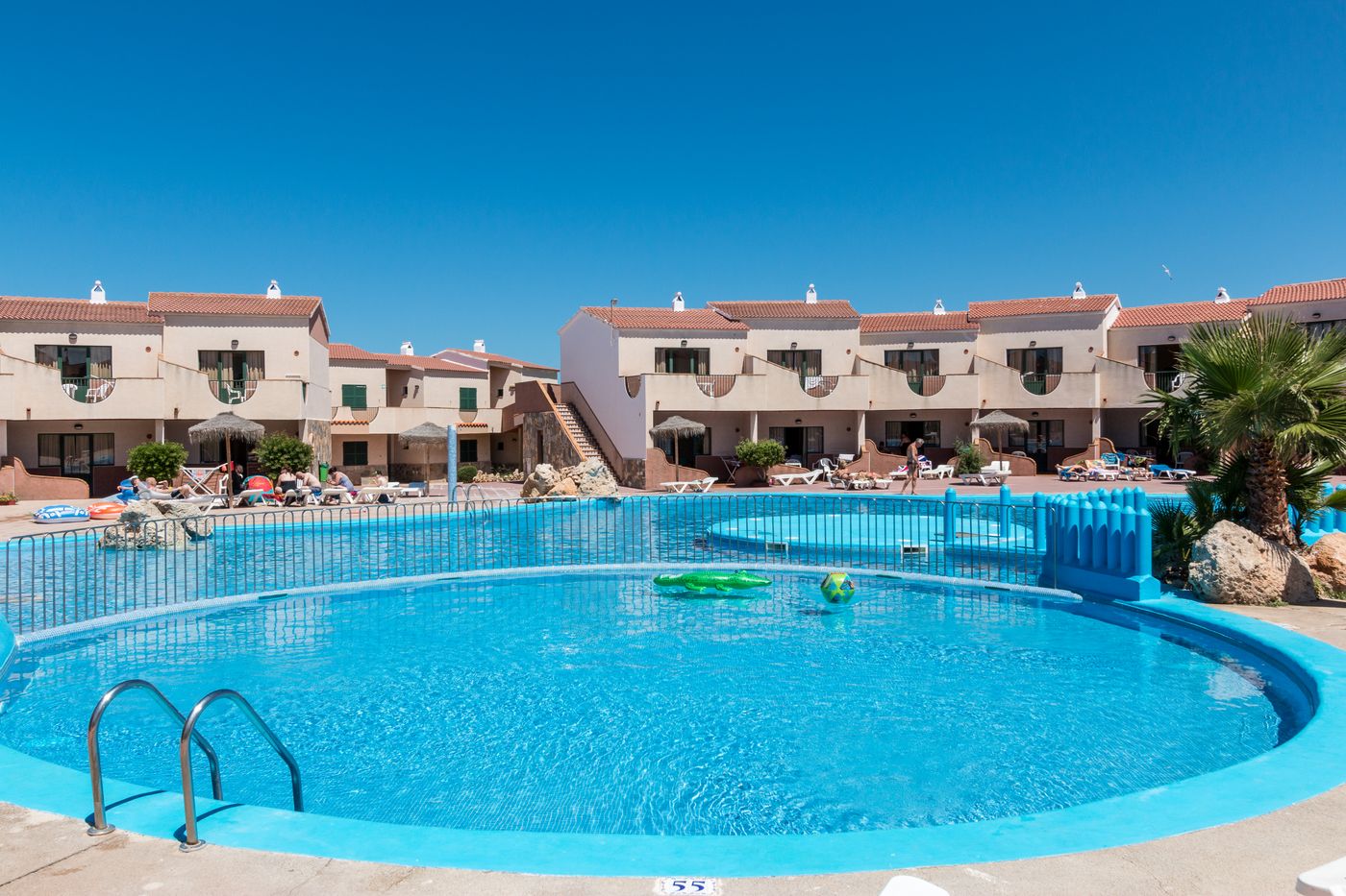 Los-Lentiscos-Room-2