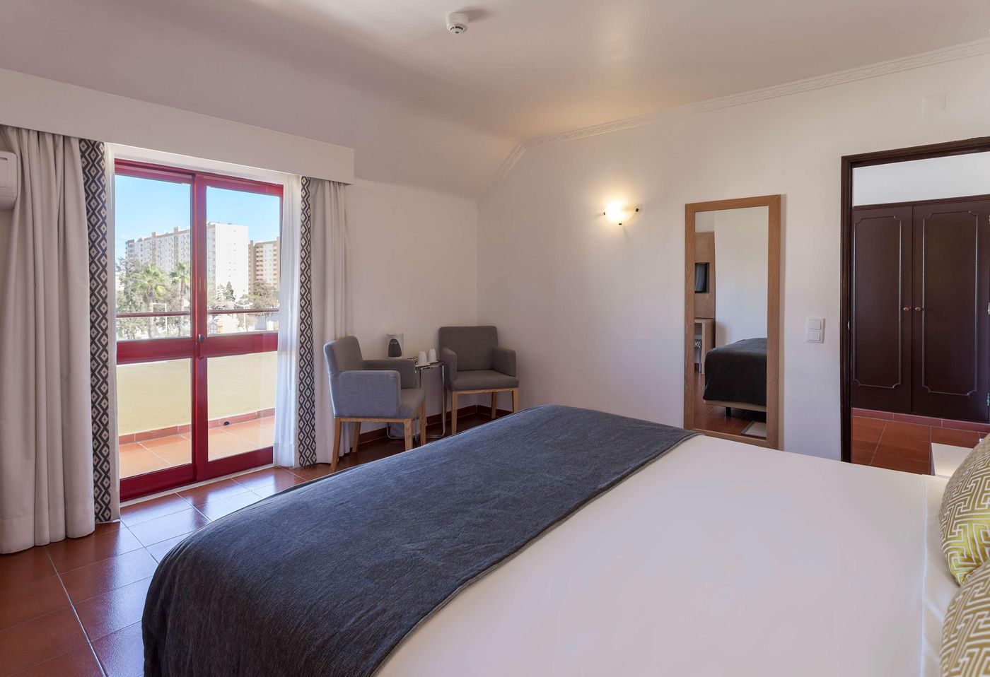 Best-Western-Dom-Bernardo-Room-20