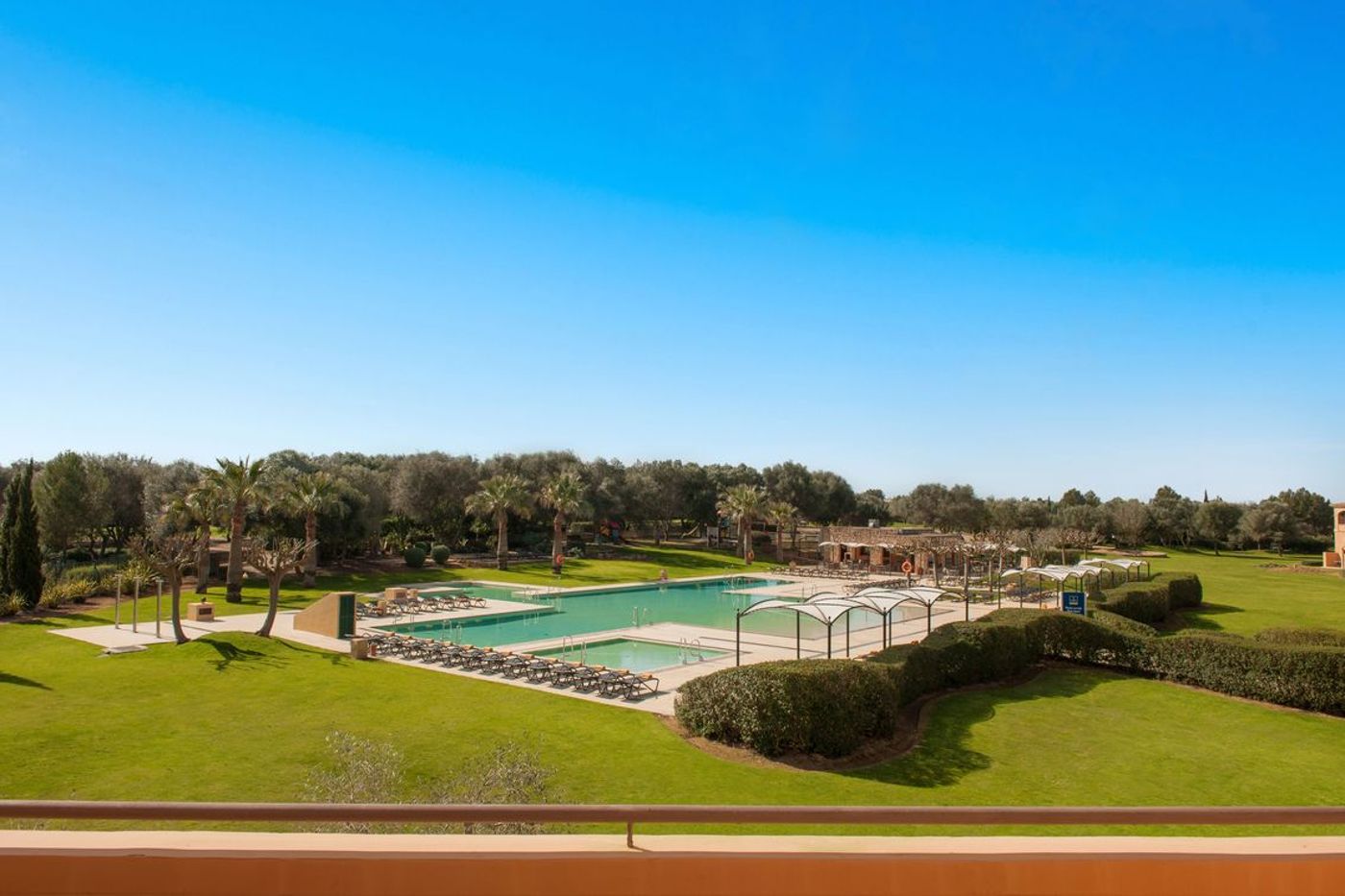 Be Live Collection Son Antem