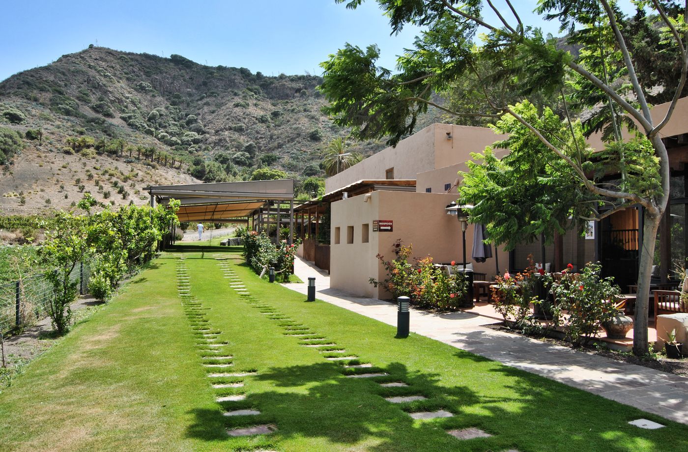 Hotel-Rural-El-Mondalon-General-view-9