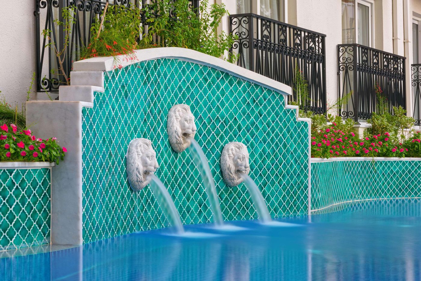 Antique-Roman-Palace-Museum-Hotel---Adults-Only--16---Pool-17