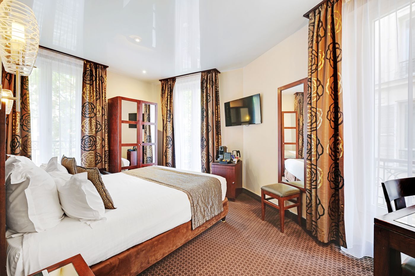 Grand-Hotel-Francais-Room-5