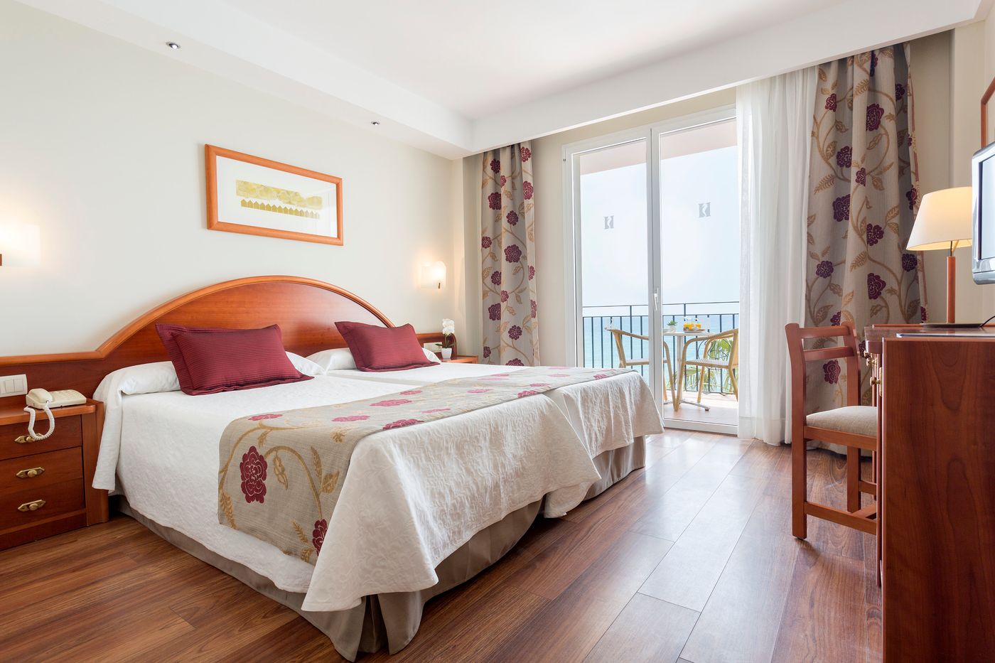 Hipotels-Flamenco-Conil-Room-18