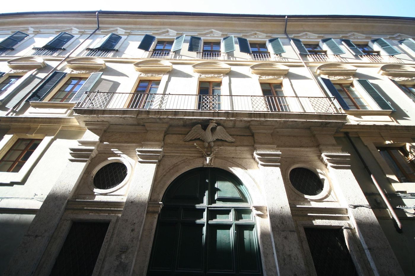 Palazzo-de--Vecchi-General-view-1