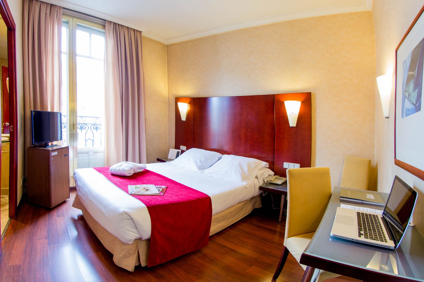 Hotel-Arosa-Room-28