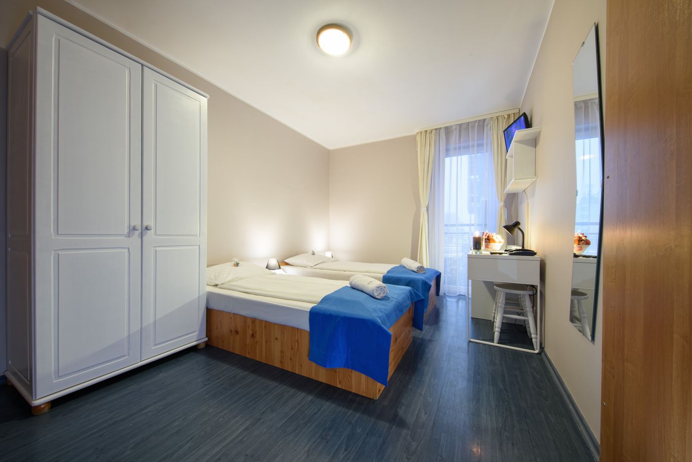 Nowa Panorama-Poland-KRAKOW-Room-10