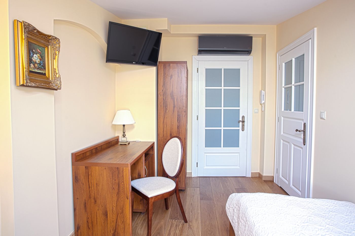 Aparthotel-Grodzka-21-Room-5