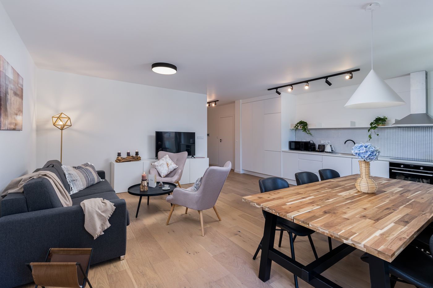 EXCLUSIVE-Aparthotel-Krakow-Lubicz-40-Room-38