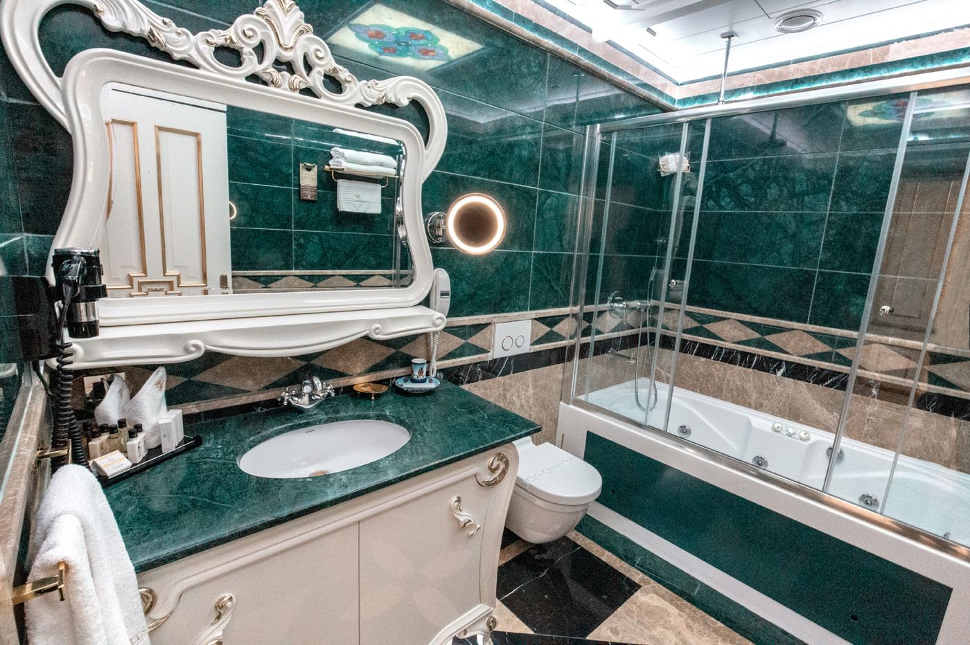 Seven-Hills-Palace---Spa-Room-64