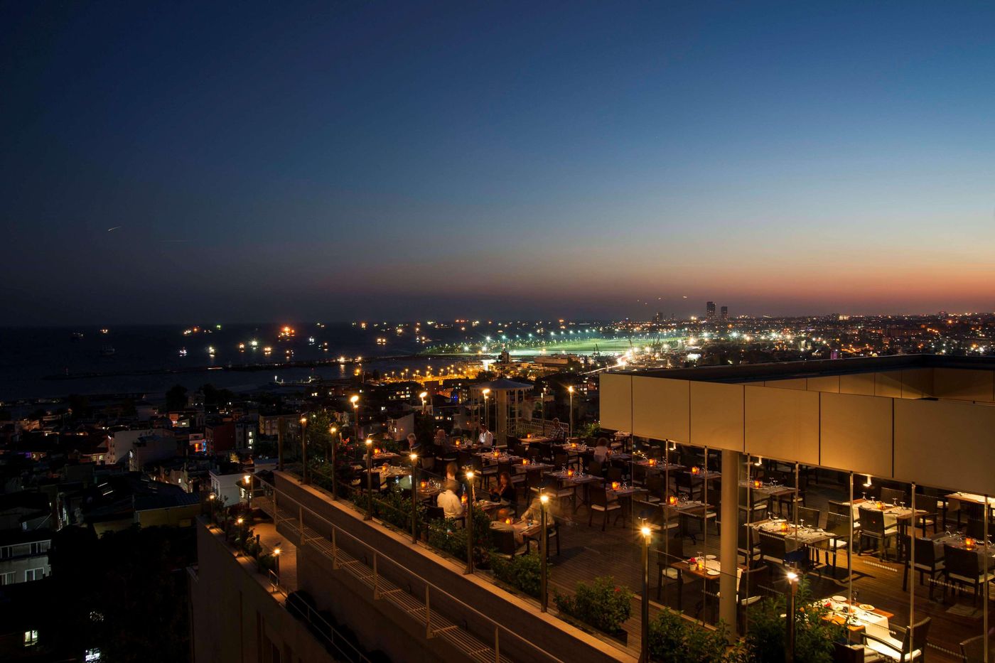 Radisson-Hotel-President-Old-Town-Istanbul-Restaurant-10