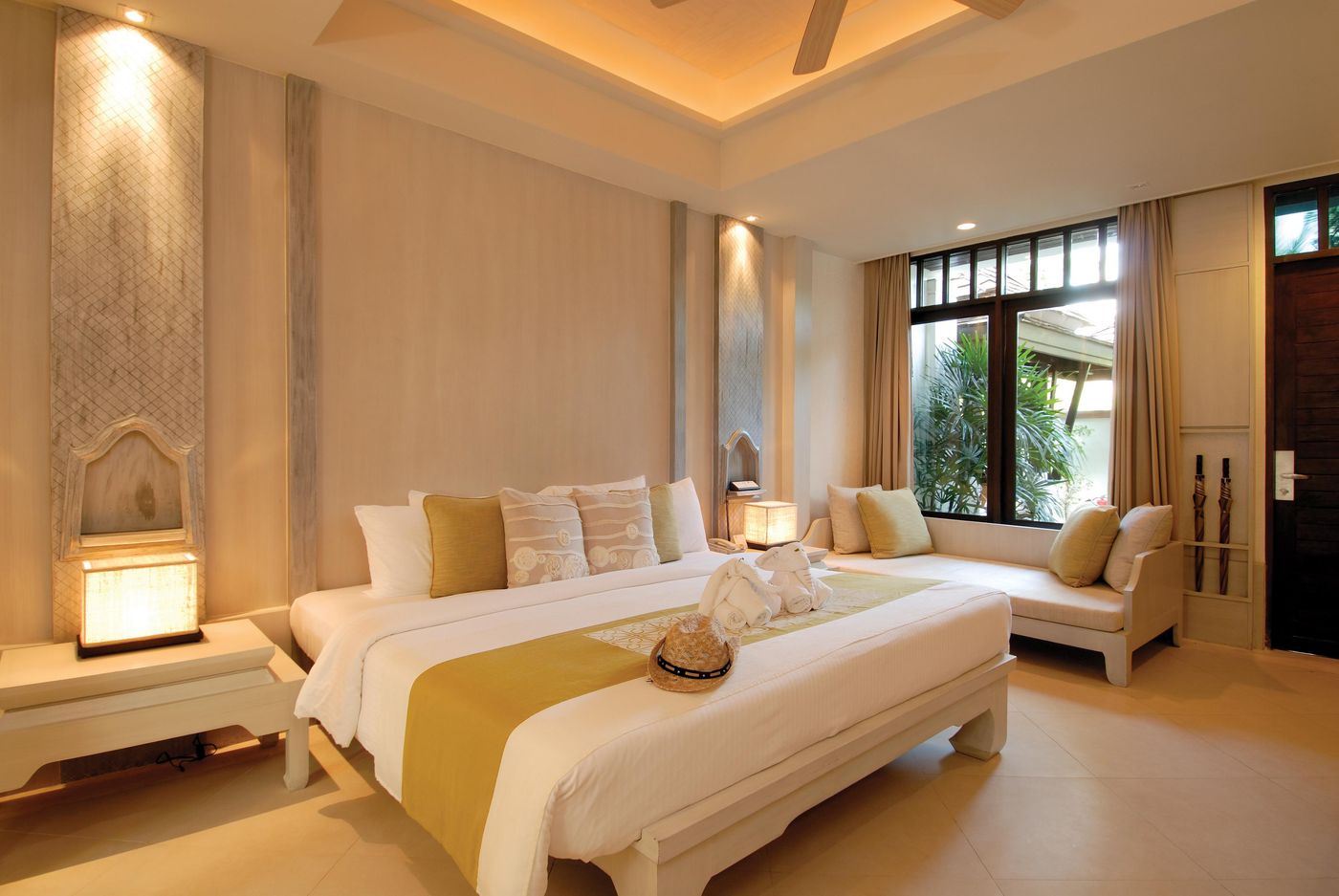 Melati-Beach-Resort-and-Spa-Room-28