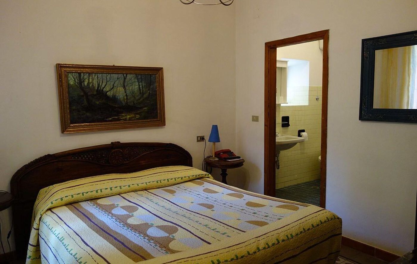 Hotel-Roma---Scanno-Room-26