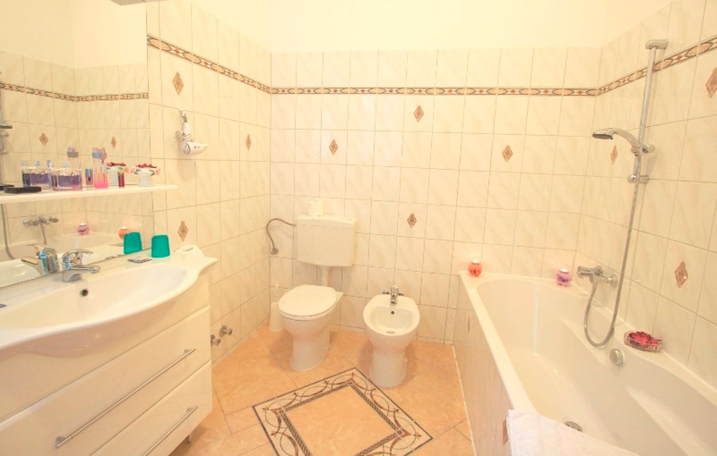 Bellevue-Berlin-Hotel-Room-18