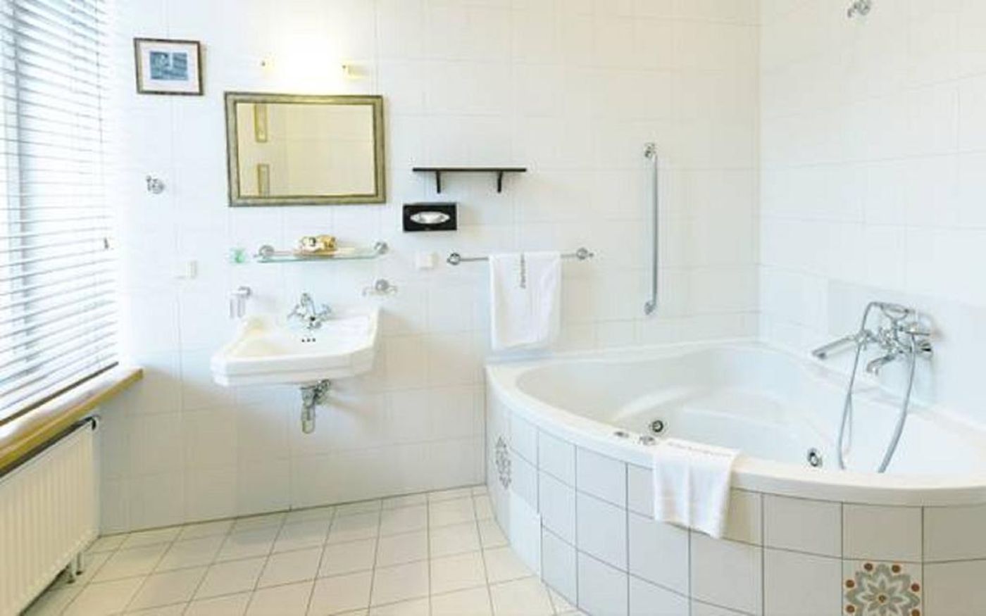 Shakespeare Boutique Hotel-Lithuania-VILNIUS -Room-7