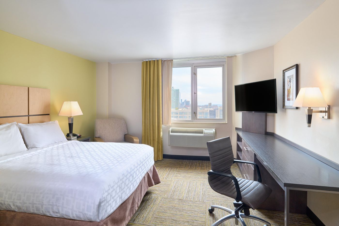 Candlewood-Suites-New-York-City--Times-Square-Room-27